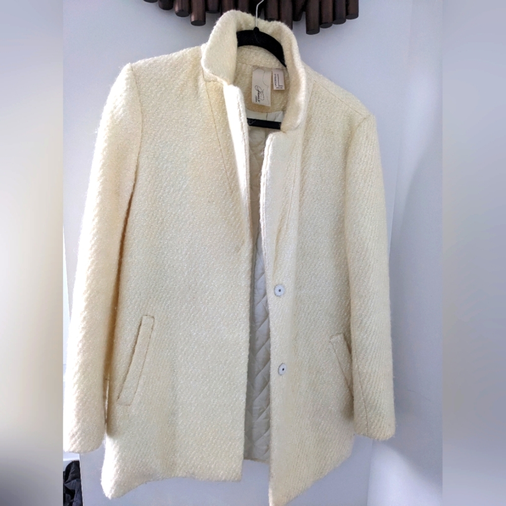 Forever 21 Women's Wool Blend Cream Coat/ Jacket - Size US M